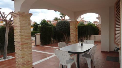 He Lux Zenia Mar