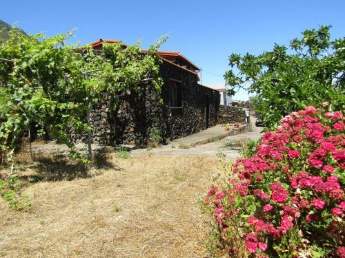 Delightful Rural House With Breathtaking Views
