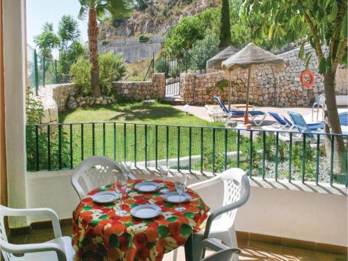 Two-bedroom Apartment In La Herradura/almunecar