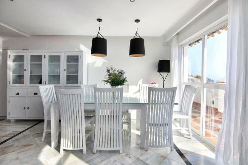 Duplex Penthouse With Swimming Pool