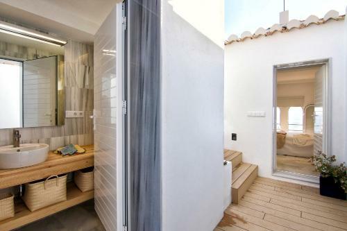 Duplex Penthouse With Swimming Pool