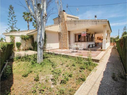 Four-bedroom Holiday Home In Torre De La Horadada
