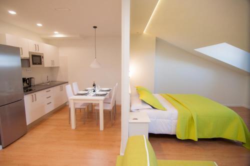 Los Rodeos Apartments