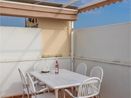 Two-bedroom Apartment In La Marina