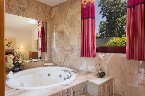 Sunset Villa