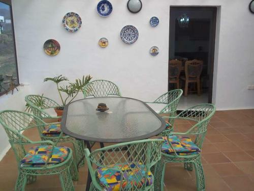 Las Brenas Villa Sleeps 8 Pool Wifi