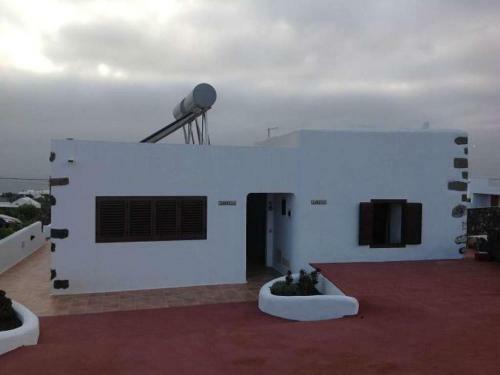Las Brenas Villa Sleeps 2 Pool Wifi T691364
