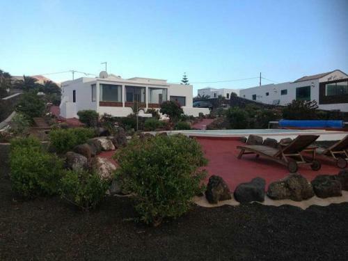 Las Brenas Villa Sleeps 2 Pool Wifi T691365