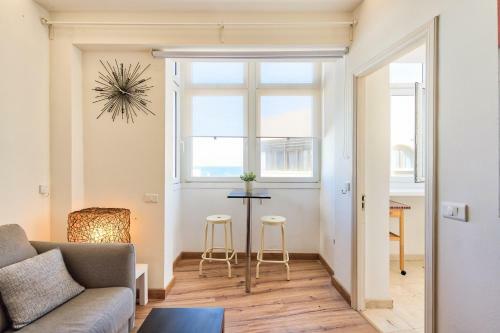 Urban Beach Apartment