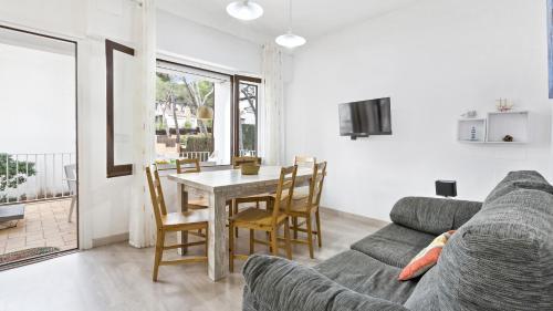 Llafranc Apartment Sleeps 10