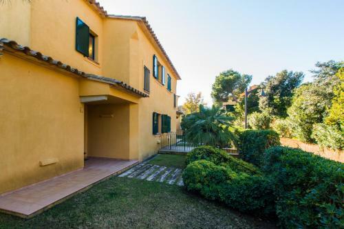 Llafranc Villa Sleeps 8 Pool