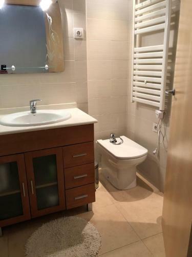 Apartment Equipped With 2 Fenals Rooms With Pool