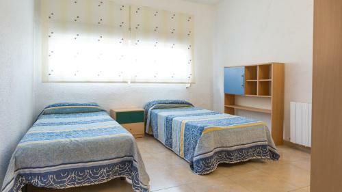 Lloret De Mar Villa Sleeps 14