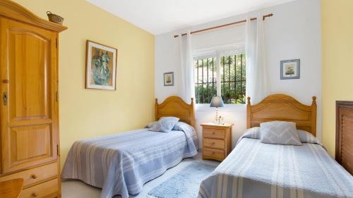 Lloret De Mar Villa Sleeps 6