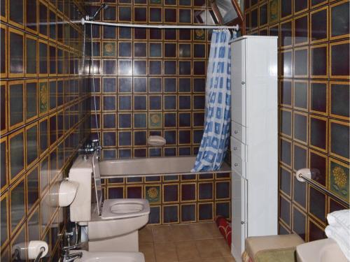 Three-bedroom Holiday Home In Lloret De Mar