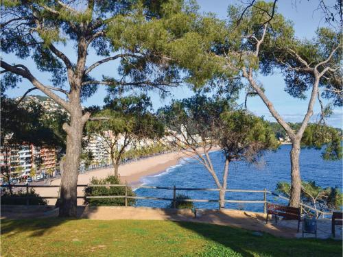 Three-bedroom Holiday Home In Lloret De Mar