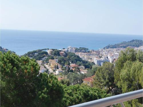 Three-bedroom Holiday Home In Lloret De Mar