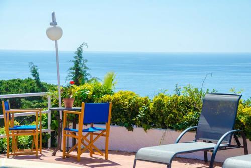 Lloret De Mar Villa Sleeps 9 Pool