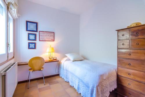 Lloret De Mar Villa Sleeps 9 Pool