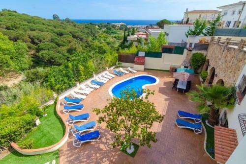 Lloret De Mar Villa Sleeps 16 Pool Wifi