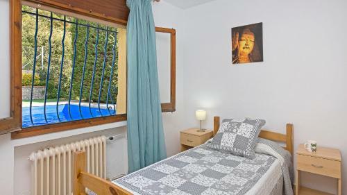 Lloret De Mar Villa Sleeps 9