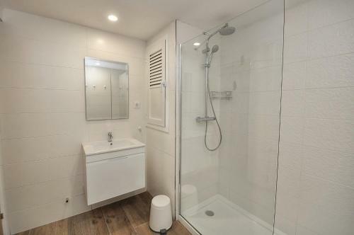 Big Apartment In Spain