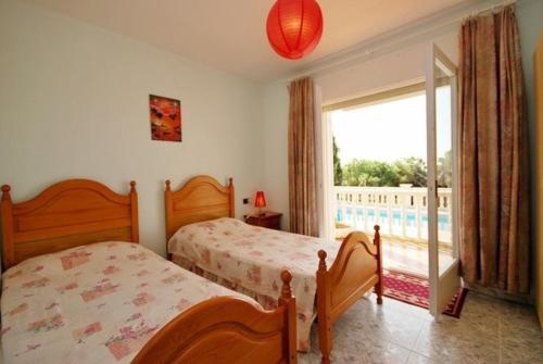 Lloret De Mar Villa Sleeps 8 Pool