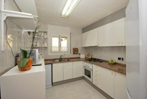 Lloret De Mar Villa Sleeps 8 Pool