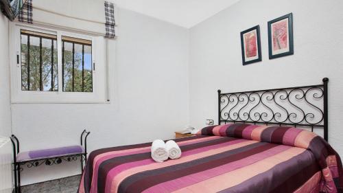 Lloret De Mar Villa Sleeps 13