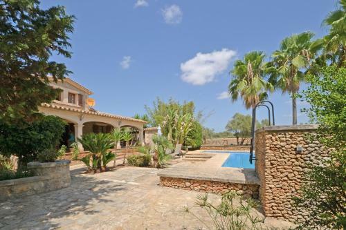 Villa Tiraset