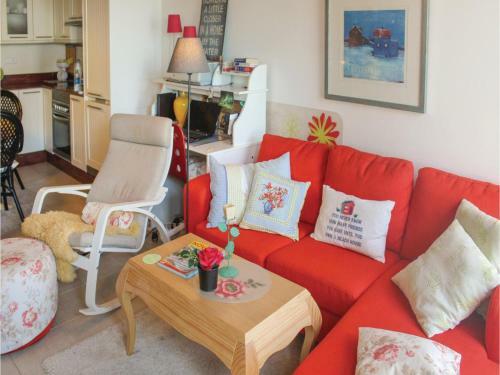 Two-bedroom Holiday Home In Los Alcazares