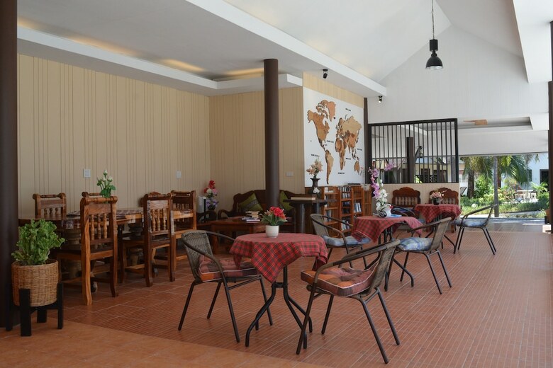 Hotel Lanta Il Mare Beach Resort