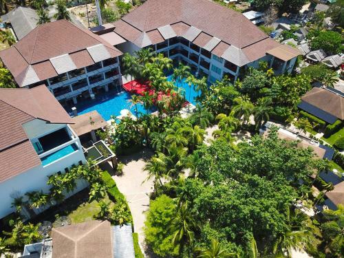 Hotel Lanta Sand Resort & Spa