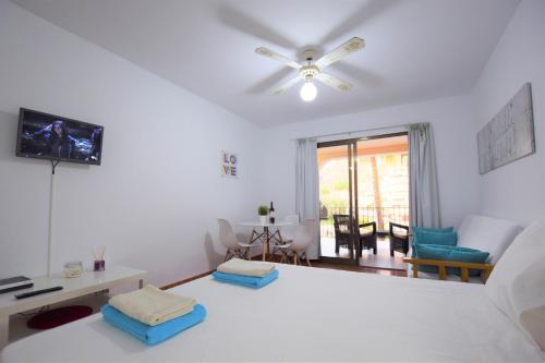 Cozy Apartment With Heated Swimming Pool