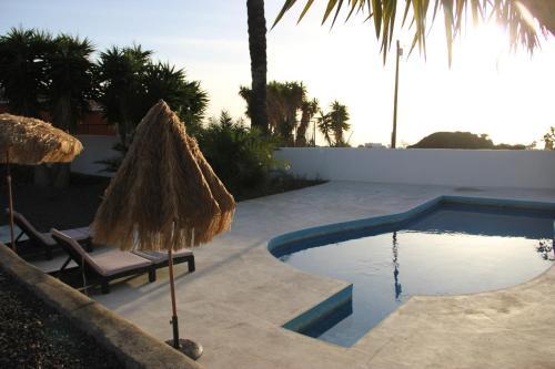 Apartamentos Con Piscina En Todoque