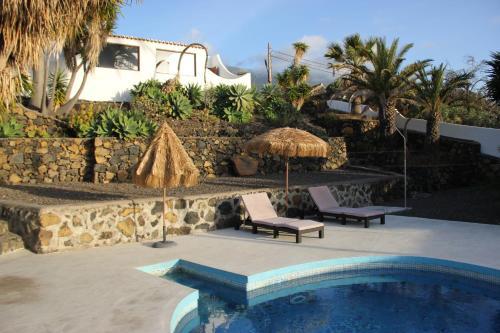 Apartamentos Con Piscina En Todoque