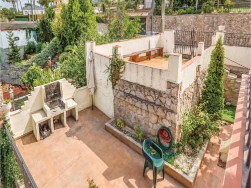 Seven-bedroom Holiday Home In Macanet De La Selva