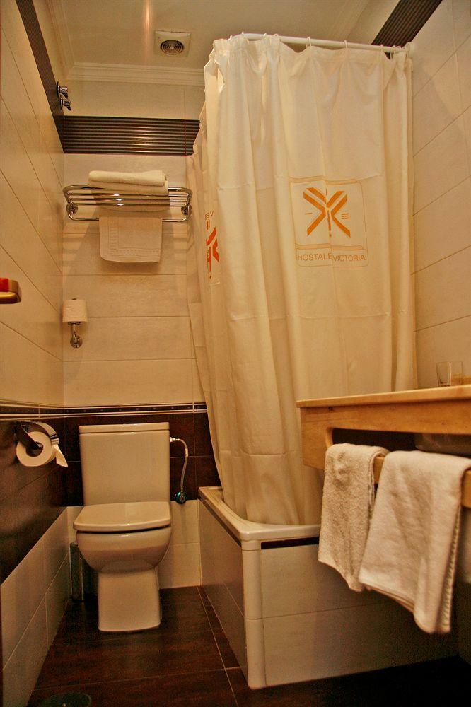 Hostal Victoria II