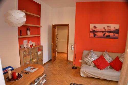 Silver Madrid Apartments