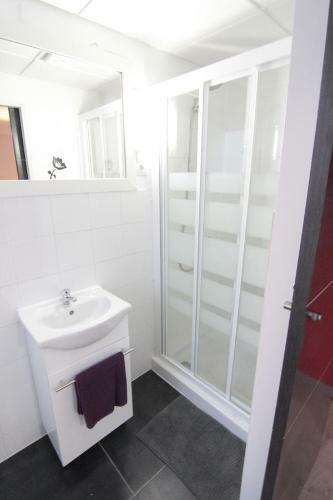 Silver Madrid Apartments