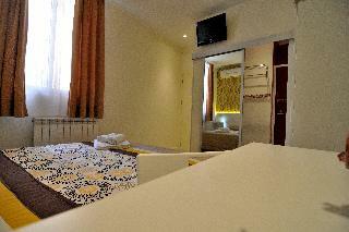 Albergue Far Home Plaza Mayor