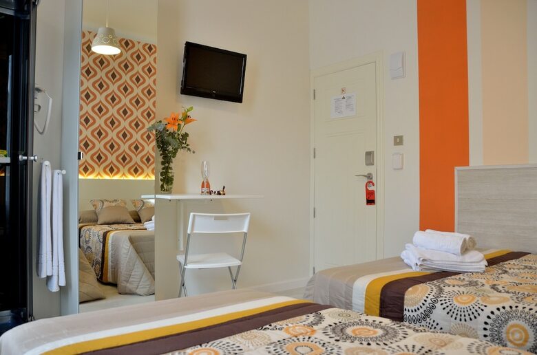 Albergue Far Home Plaza Mayor