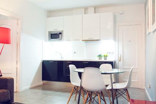 Apartamento Six Rooms Plaza Mayor