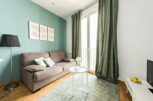 Apartamento Gran Via I Santa Ana