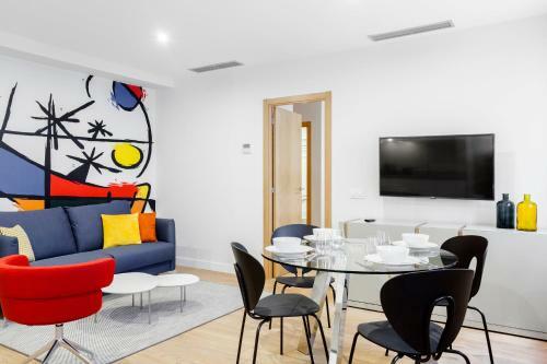 Home Art Apartments