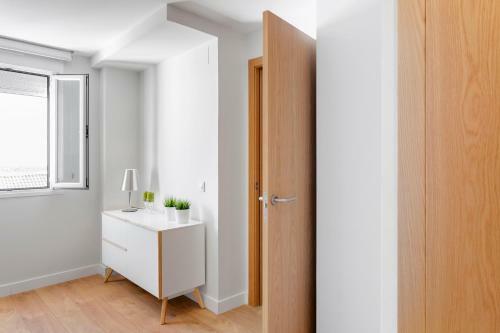 Home Art Apartments
