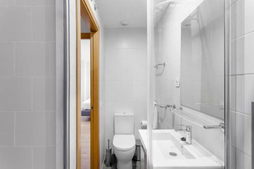 Home Art Apartments