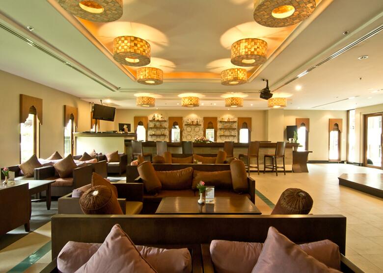 Hotel Ravindra Beach Resort And Spa