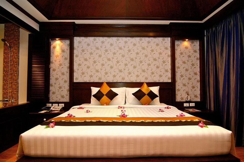 Hotel Rayaburi Patong