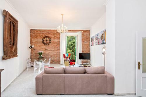 Three-bedroom Apartment Flamenco